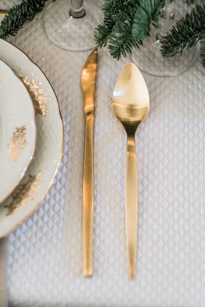 How to have a festive Christmas party 20