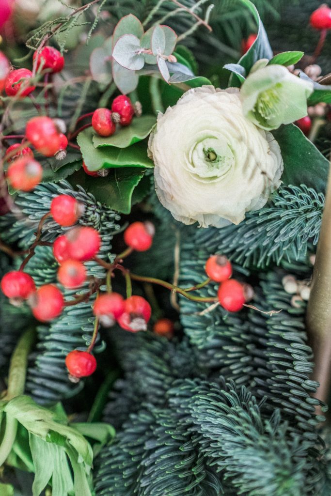 How to have a festive Christmas party 24