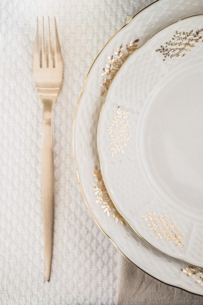 How to have a festive Christmas party 27