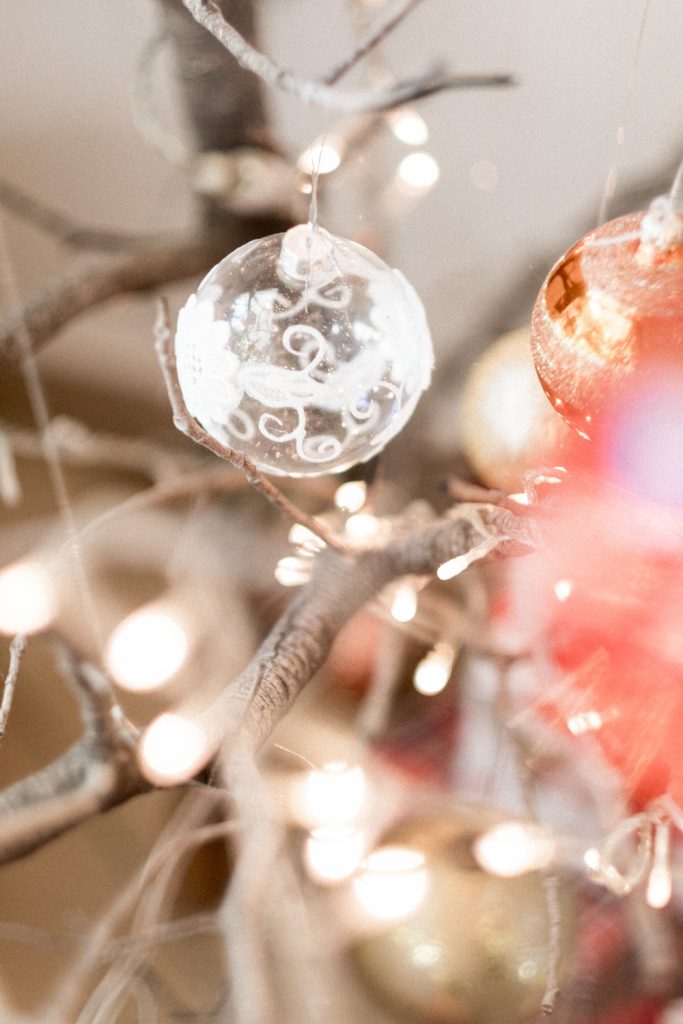 How to have a festive Christmas party 31