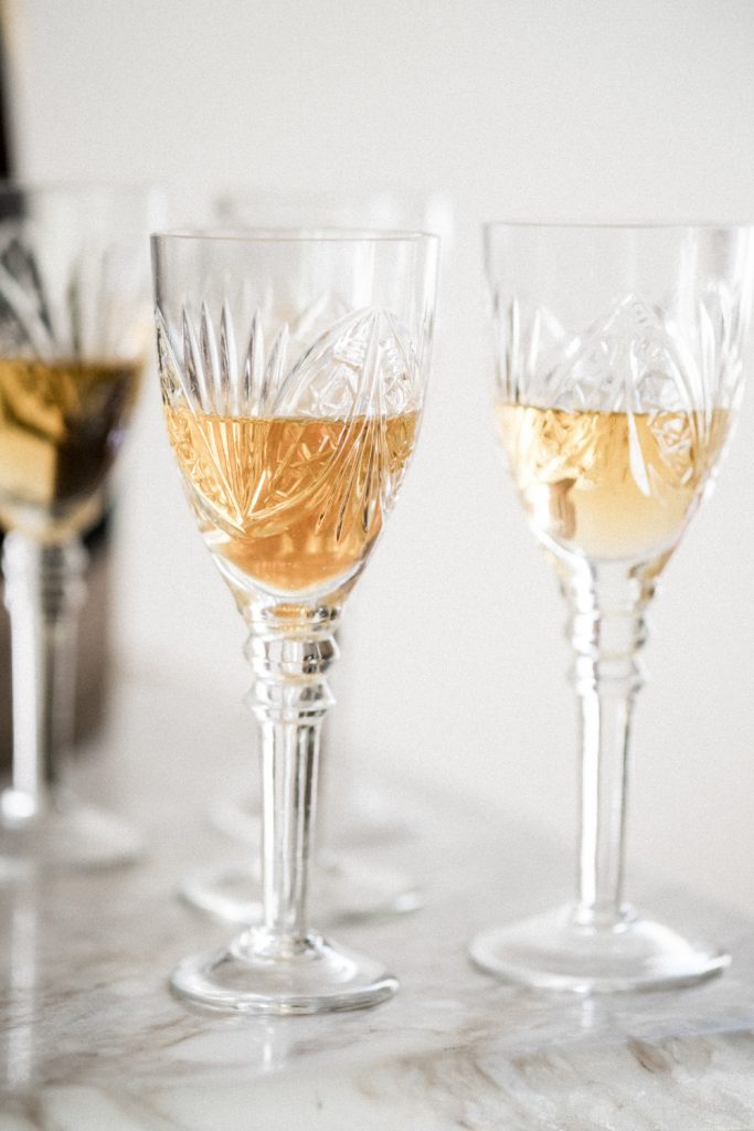 How to have a festive Christmas party 36