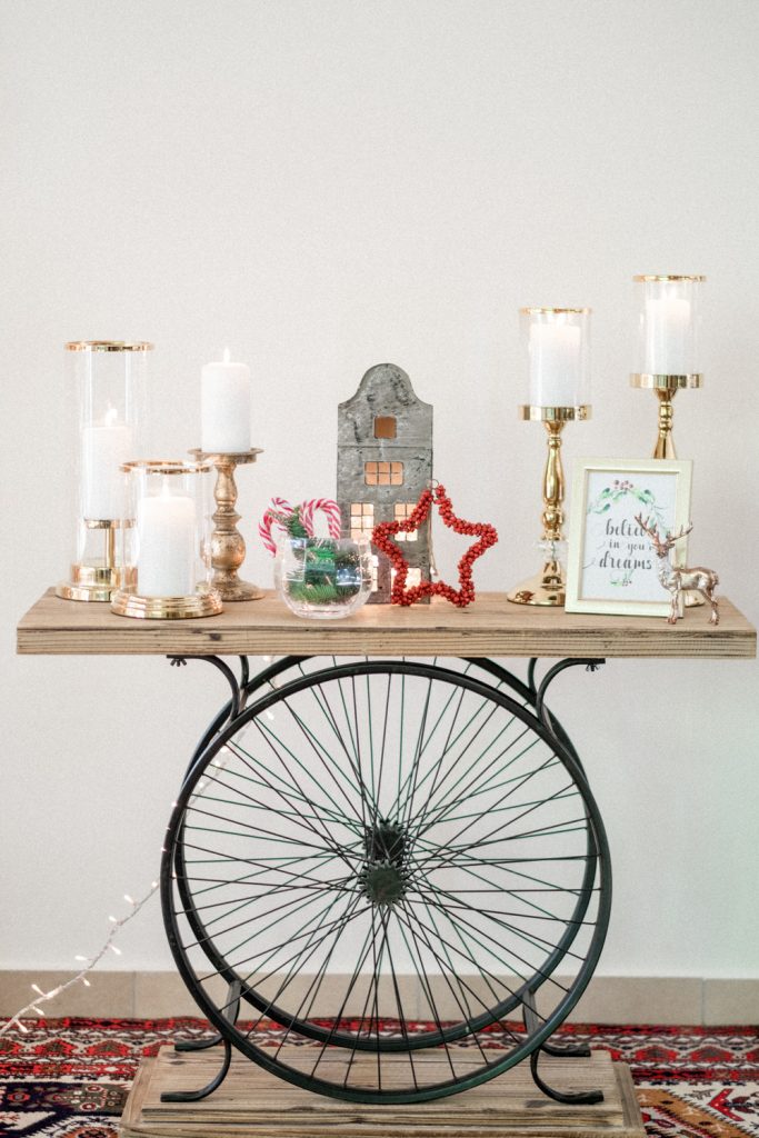 How to have a festive Christmas party 39