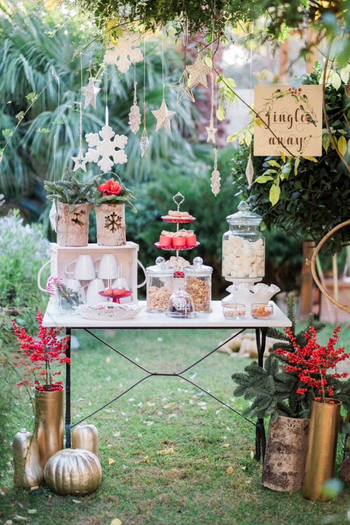 How to have a festive Christmas party 48