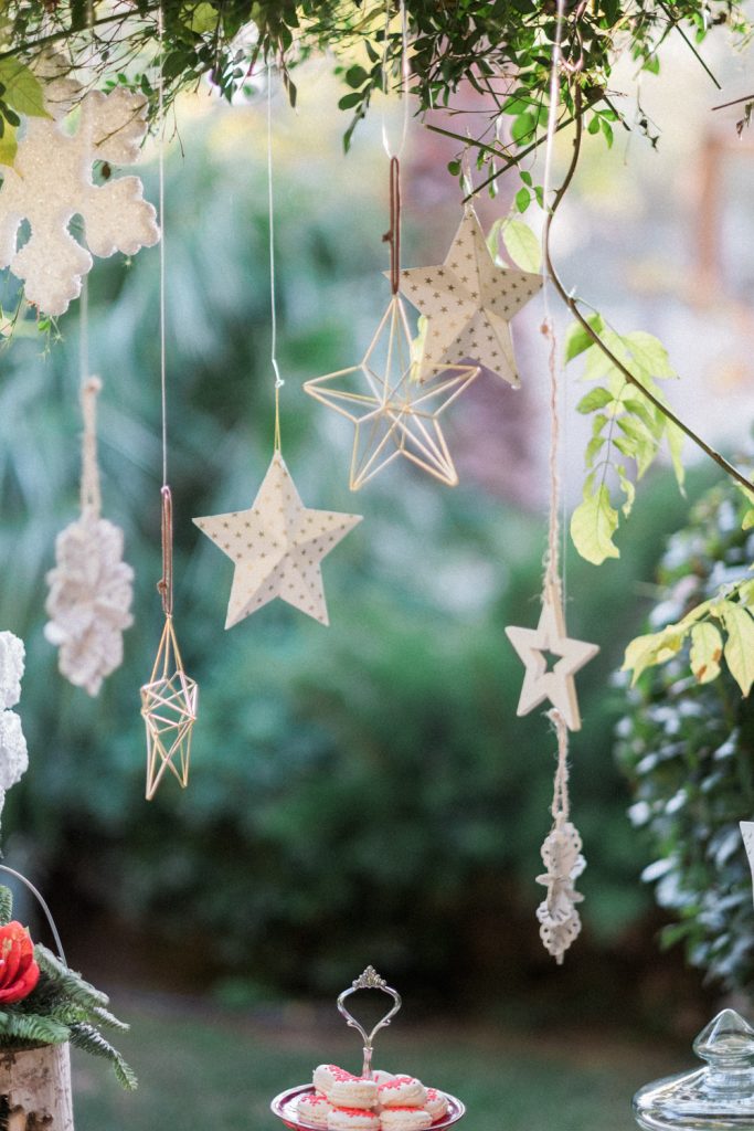 How to have a festive Christmas party 50