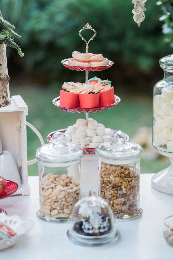 How to have a festive Christmas party 51