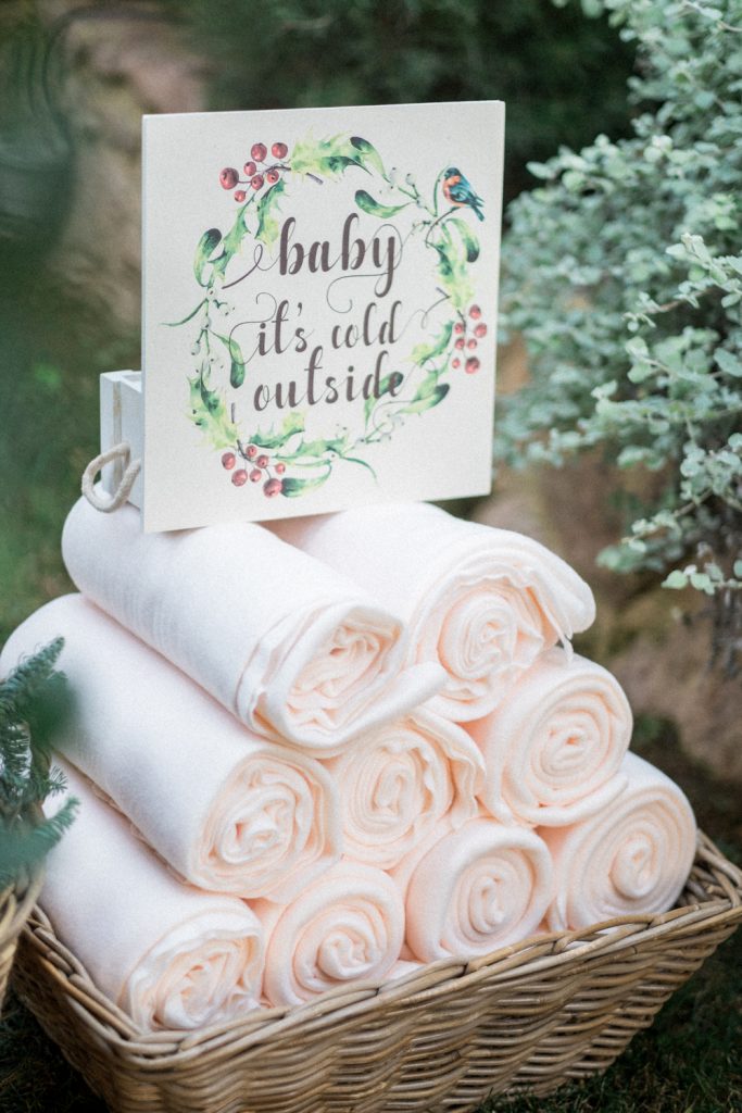 How to have a festive Christmas party 55